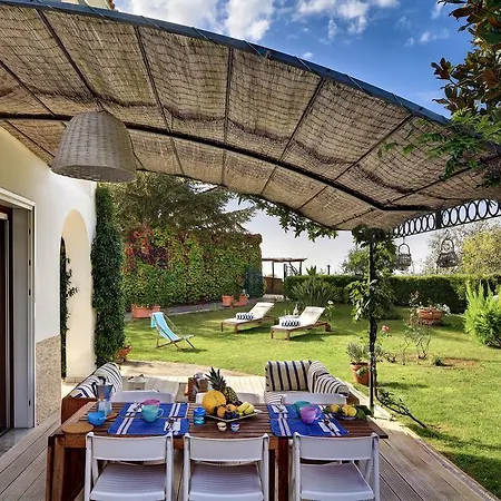 Favorita Holiday home